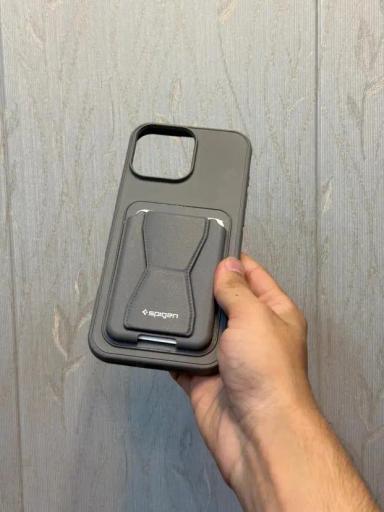 Cover Black 16 Pro Max / 16 Pro