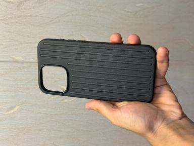 16 Pro Max Cover carbon plastic Material