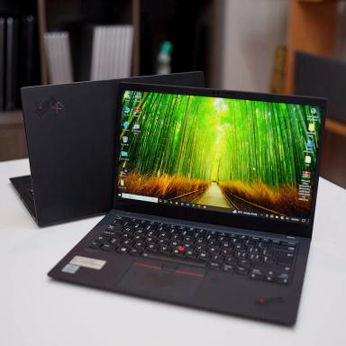 Lenovo ThinkPad X1 Carbon Intel Core i5-10310U 16GB RAM 256GB NVMe SSD 14 FHD Touch