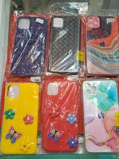 Apple iPhone 11 Pro Max Covers